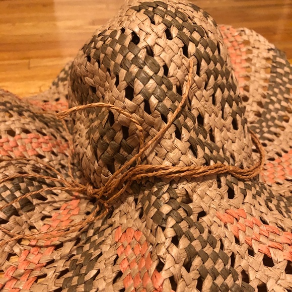 Collection Eighteen crushable packable sun hat - Picture 2 of 7